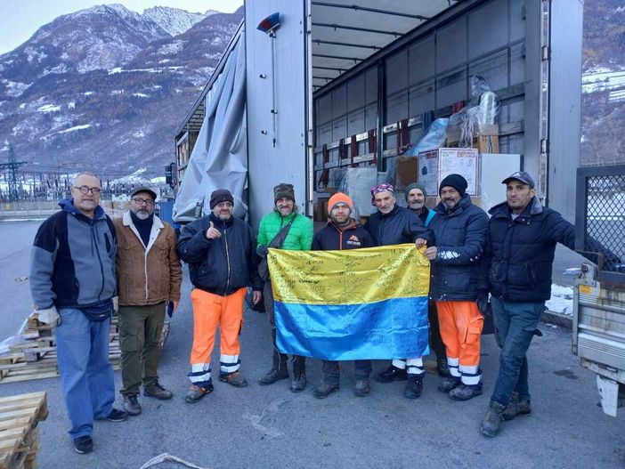 Una sala dentistica valdostana arriva in Ucraina grazie alla solidarietà