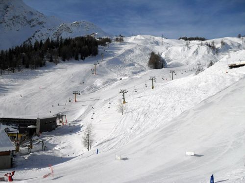 Gli impianti sciistici al Plan Checrouit