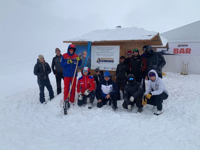 Al Matterhorn Cervino Speed Opening quattro scuole si uniscono per promuovere la Valle d’Aosta Al Matterhorn Cervino Speed Opening quattro scuole si uniscono per promuovere la Valle d’Aosta