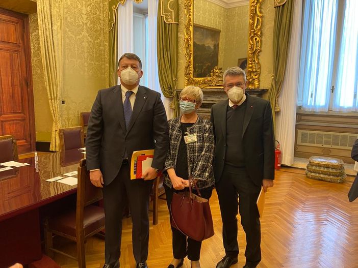 Dalla Cisl disponibilità ad offrire il nostro contributo in un rapporto concertativo per affrontare le emergenze del paese Dalla Cisl disponibilità ad offrire il nostro contributo in un rapporto concertativo per affrontare le emergenze del paese