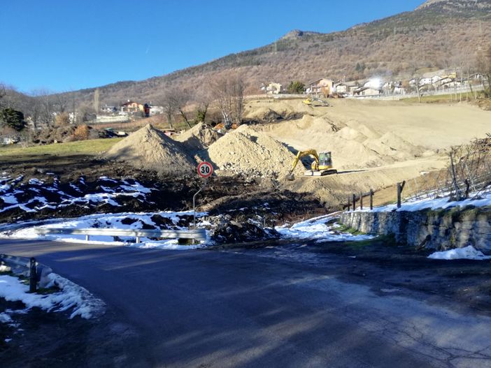 La comba di Saint-Christophe invasa dalle vigne La comba di Saint-Christophe invasa dalle vigne