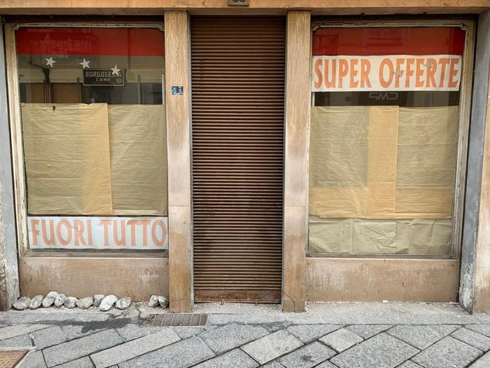A chi compete il rispetto del decoro urbano? A chi compete il rispetto del decoro urbano?