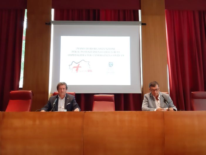 L'assessore Mauro Baccega e il commissario Usl VdA, Angelo Pescarmona L'assessore Mauro Baccega e il commissario Usl VdA, Angelo Pescarmona