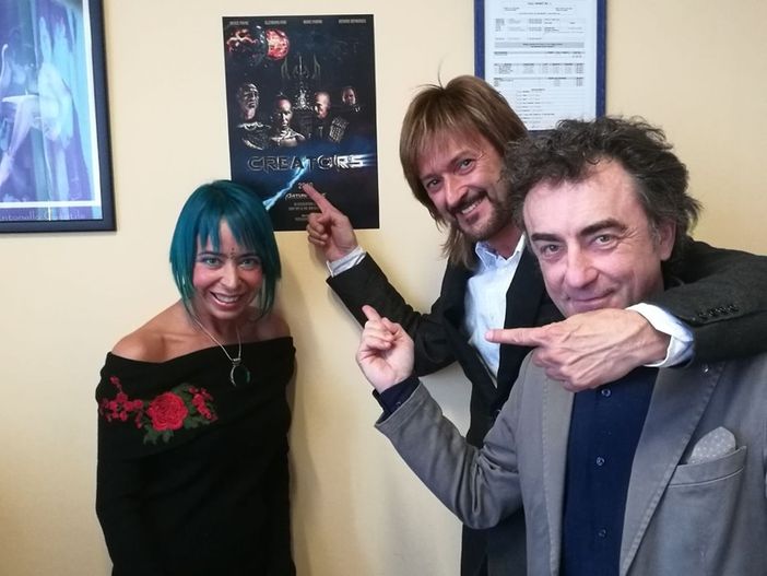 Nella foto di Benedetti il regista Piergiuseppe Zaia è con Eleonora Fani, direttore di produzione