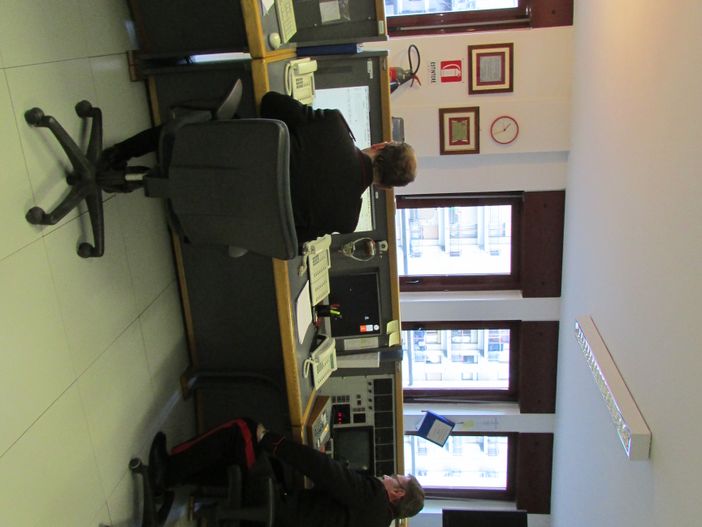 La centrale operativa dei carabinieri di Aosta