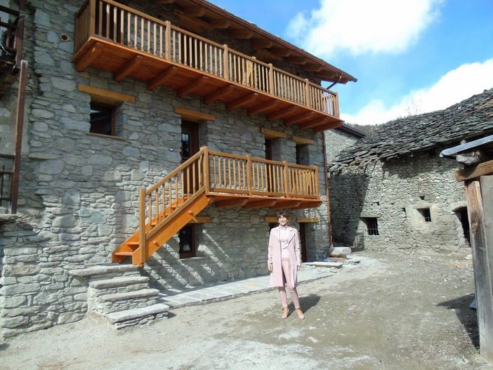 CASA SUBITO IN VALLE D'AOSTA: Alloggi in stile valdostano in vendita a Doues, fr. Aillan