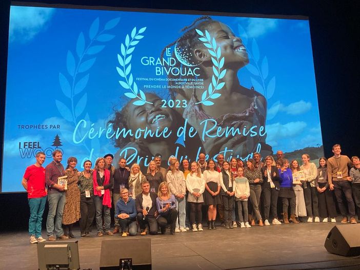 Il gruppo di Giroparchi Adventure Trail sulla vetta del Gran Paradiso (4.061 m). Da sinistra: Rémy Sedran, Giovanna Mongilardi, Pietro Percino, Maxime Desaymonet, Margot Comune, Matias Colajanni, Richard Hugonin, Paul O'Boyle, Noella Gabriele, Nyna Carlon, Alice Maniezzo, Leon Barailler, Fabienne Aguettaz e Marco Farina Il gruppo di Giroparchi Adventure Trail sulla vetta del Gran Paradiso (4.061 m). Da sinistra: Rémy Sedran, Giovanna Mongilardi, Pietro Percino, Maxime Desaymonet, Margot Comune, Matias Colajanni, Richard Hugonin, Paul O'Boyle, Noella Gabriele, Nyna Carlon, Alice Maniezzo, Leon Barailler, Fabienne Aguettaz e Marco Farina