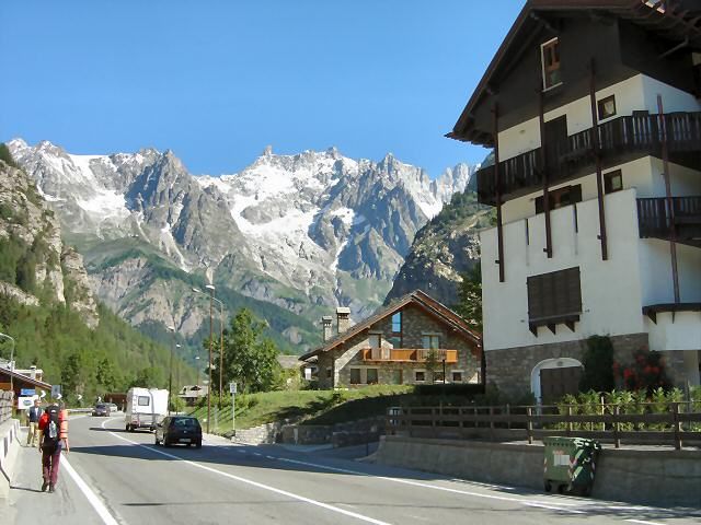 L'incidente è avvenuto in una strada di Courmayeur