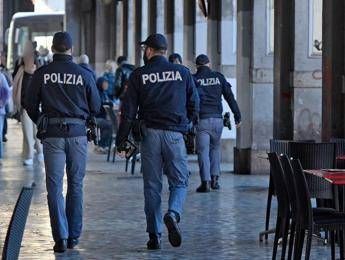 Funzionario Mimit aggredito a Termini: altri due arrestati Funzionario Mimit aggredito a Termini: altri due arrestati