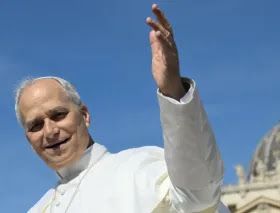 Papa Leone XIV, la vera saggezza è riconoscimento della persona e non disponibilità di dati