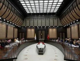 Leone XIV in Turchia, incontro con Erdogan e i diplomatici. “Lavoriamo per modificare la traiettoria dello sviluppo”