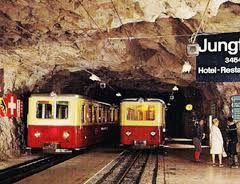 una stazione della ferrovia dello Jungfrau