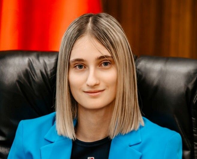 Les Valdôtains Mariel Plebs et Davide Miodini au Parlement Jeunesse de la Fédération Wallonie-Bruxelles