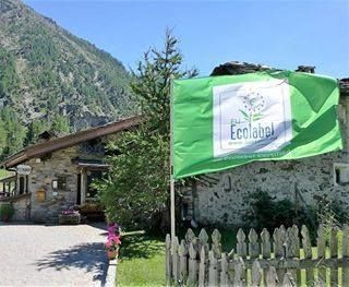 Marchio europeo di qualità ambientale per l'eco hotel La Barme di Cogne