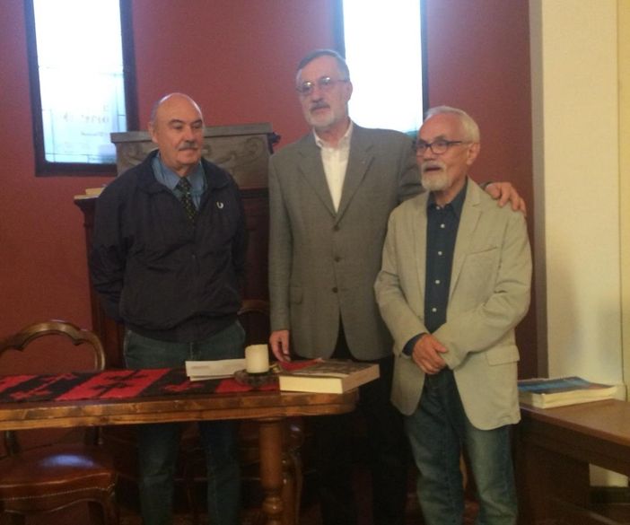 Al centro il Pastore di Aosta, Paolo Ribet Al centro il Pastore di Aosta, Paolo Ribet