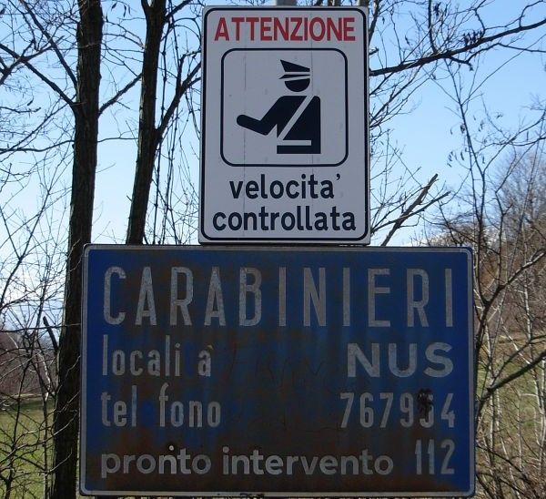 La stazione carabinieri di Nus è presente in Valle da decenni (foto archivio di Gian Mario Navillod)