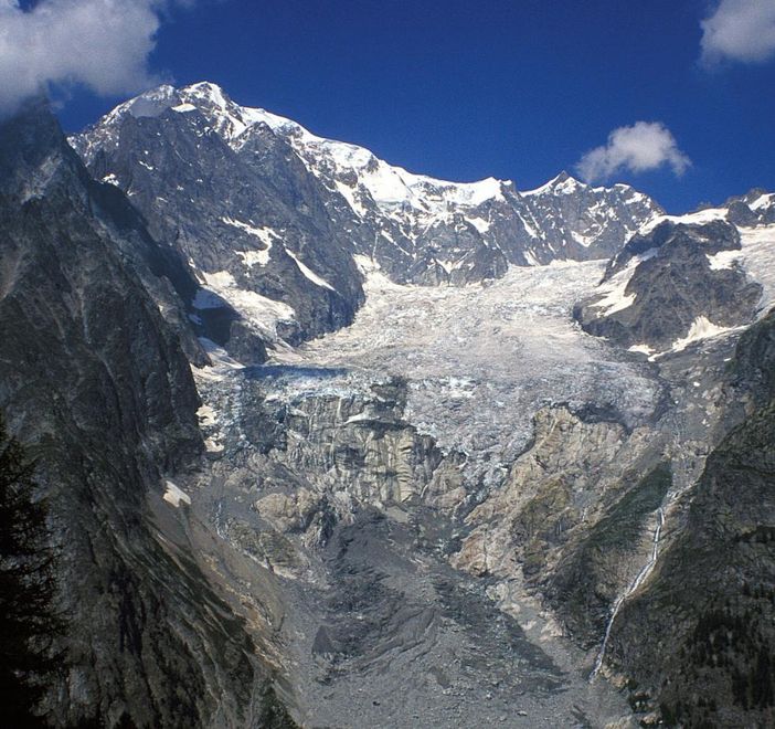 Il ghiacciaio della Brenva Il ghiacciaio della Brenva
