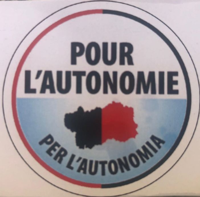 Oscurata Autonomia della Valle d'Aosta Oscurata Autonomia della Valle d'Aosta