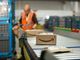 Amazon aumenta a 1.876 euro salario mensile lordo di ingresso per dipendenti rete logistica