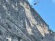 Trentino, base jumper precipita e muore lungo la parete di cima Capi