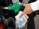 Carburanti, prezzi oggi: diesel oltre i 2 euro/litro, benzina sfonda quota 1,8