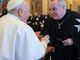 Papa Francesco con fra’ John Dunlap, Luogotenente di Gran Maestro del Sovrano Militare Ordine di Malta  (VATICAN MEDIA Divisione Foto)