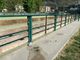 Pont-Saint-Martin: I bambini puliscono il parco poi arrivano i vandali a imbrattarlo