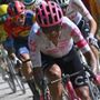Giro d'Italia, Carapaz vince in fuga l'undicesima tappa. Del Toro resta in maglia rosa