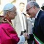 Roma, Papa Leone XIV in Campidoglio: &quot;Per voi e con voi sono romano&quot;