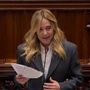 Meloni frena l'applauso in Aula durante l'iinformativa: "E' ancora lunga, regà"