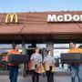Un pasto che è anche un abbraccio: McDonald's e la Fondazione Ronald McDonald donano speranza ad Aosta