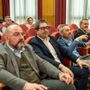 In primo piano l'assessore regionale alla sanità, Carlo Marzi. Per lui, secondo i dati Agenas, ancora molto da lavorare sulle liste d'attesa In primo piano l'assessore regionale alla sanità, Carlo Marzi. Per lui, secondo i dati Agenas, ancora molto da lavorare sulle liste d'attesa