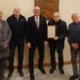 Al centro Renzo Testoli, secondo la ds Enzo Raso presidente A.N.V.U.P. Al centro Renzo Testoli, secondo la ds Enzo Raso presidente A.N.V.U.P.