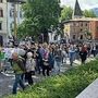 A Trento la protesta contro il nuovo Centro di permanenza per il rimpatrio. (ph. lapiazzaweb) A Trento la protesta contro il nuovo Centro di permanenza per il rimpatrio. (ph. lapiazzaweb)