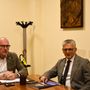 Testolin (sn) e Luigi Bertschy che dovrà lasciare l'assessorato