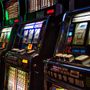 Gioco d’azzardo, il conto nascosto per la collettività: 85 euro l’anno per famiglia Gioco d’azzardo, il conto nascosto per la collettività: 85 euro l’anno per famiglia