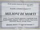 Il manifesto funebre anonimo dal messaggio pacifista Il manifesto funebre anonimo dal messaggio pacifista