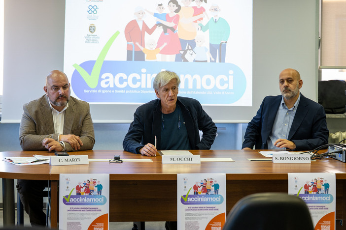 Assessore alla Sanità Carlo Marzi, il Direttore Sanitario Ausl Dott. Mauro Occhi, il Direttore della SC Igiene e Sanità pubblica Dott. Salvatore Bongiorno Assessore alla Sanità Carlo Marzi, il Direttore Sanitario Ausl Dott. Mauro Occhi, il Direttore della SC Igiene e Sanità pubblica Dott. Salvatore Bongiorno