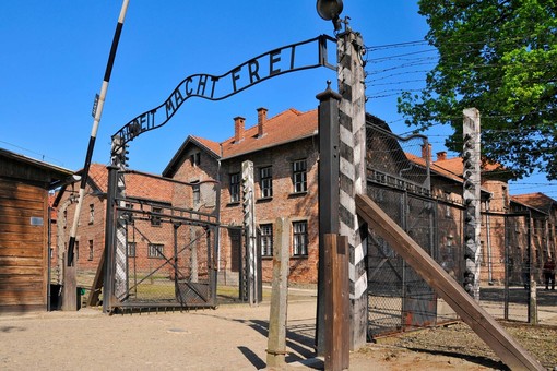 Viaggio della Memoria 2024: studenti valdostani a Praga e Auschwitz