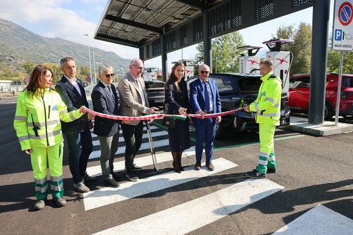 Inaugurata in Valle d’Aosta la prima stazione autostradale italiana dedicata solo ai veicoli elettrici