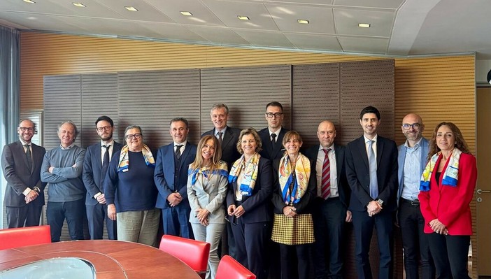 Aosta Factor entra nella piattaforma digitale Polaris per potenziare il finanziamento delle filiere produttive Aosta Factor entra nella piattaforma digitale Polaris per potenziare il finanziamento delle filiere produttive