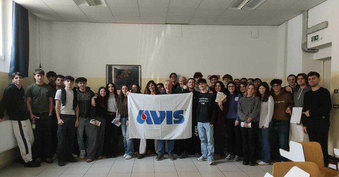 Donare sangue è cittadinanza attiva: AVIS Aosta incontra gli studenti del Manzetti