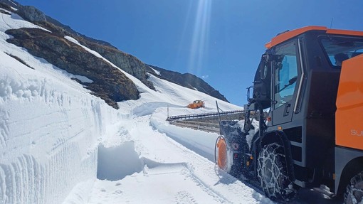 Gran San Bernardo, riapertura in vista: Anas al lavoro tra neve e alta quota