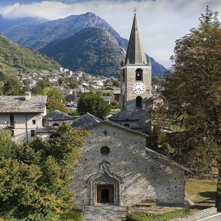Convalidato l’arresto del presunto autore del furto ad Arnad e preso a picconate