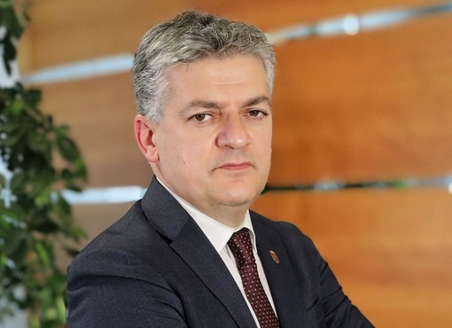 Luigi Bertschy Presidente della Regione di transizione