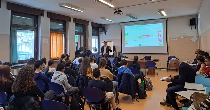 Educazione finanziaria a scuola, investimento concreto sul futuro dei giovani valdostani