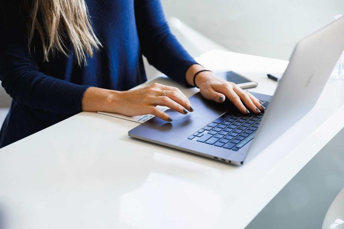 Un solo file per tutto: come unire PDF online in modo pratico Un solo file per tutto: come unire PDF online in modo pratico