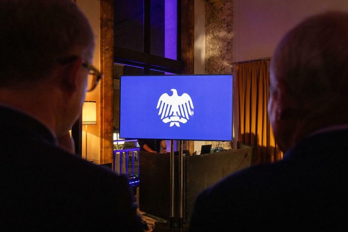 Il nuovo logo di Confcommercio