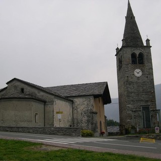 Torre campanaria Challand Saint André