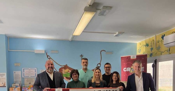 Solidarietà: Conad Nord Ovest dona 17.400 euro alla Pediatria del Beauregard Solidarietà: Conad Nord Ovest dona 17.400 euro alla Pediatria del Beauregard